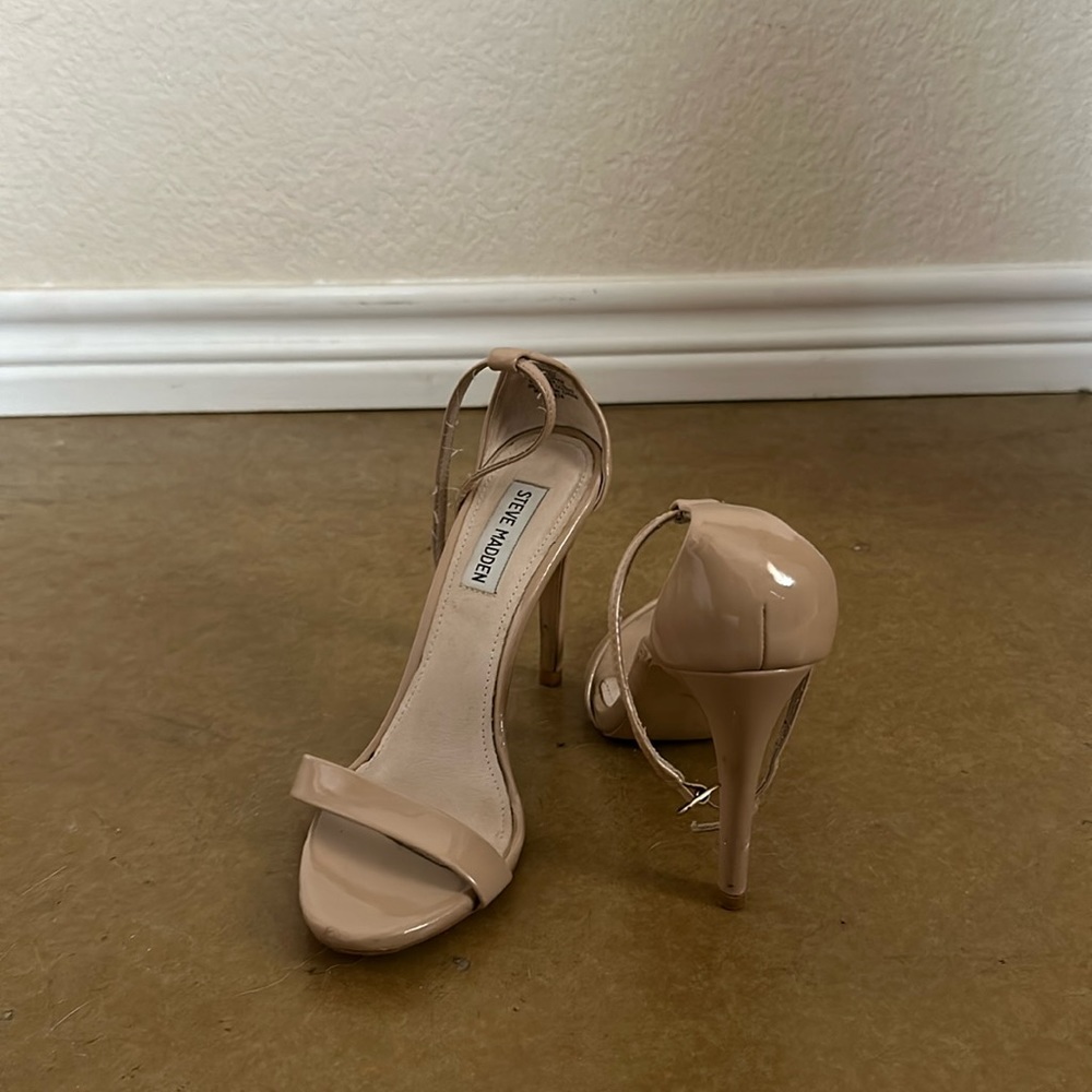 Steve Madden Nude Heels 7.5